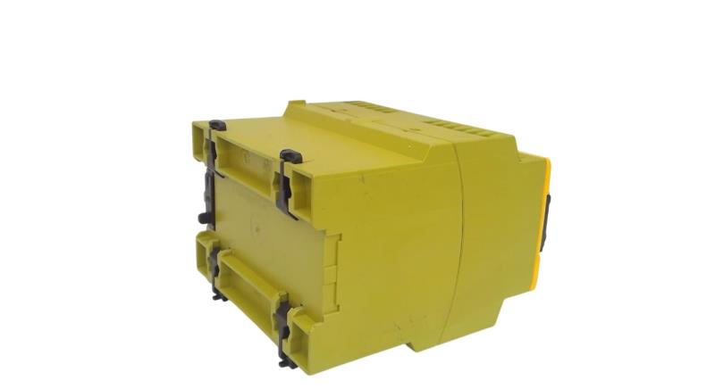 PILZ PNOZ XM1 24VDC 4N/O 1N/C 2SO