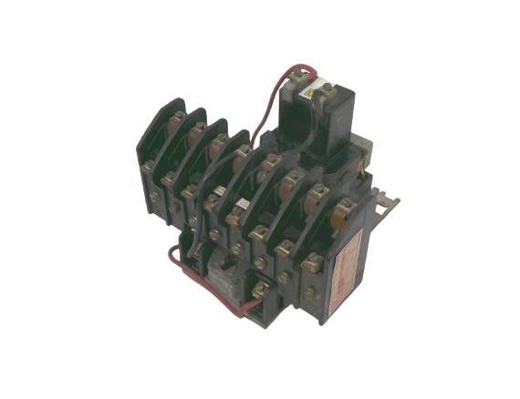 SCHNEIDER ELECTRIC 8903-LLO-60-V04