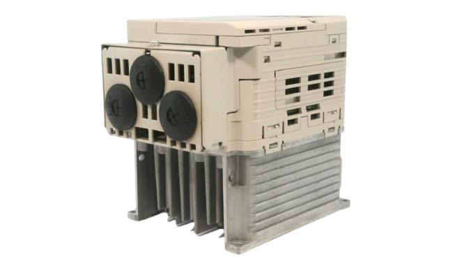 YASKAWA ELECTRIC CIMR-VU2A0012FAA