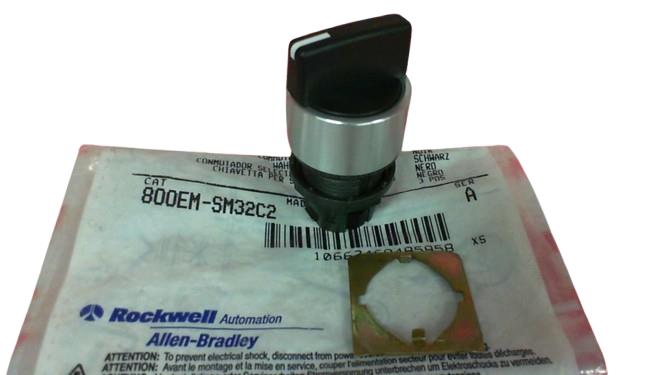 800EM-SM32C2 by ALLEN BRADLEY