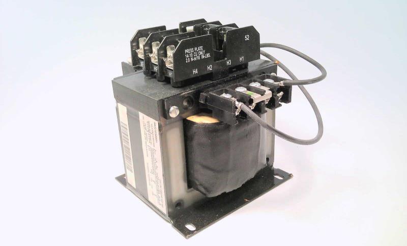 SCHNEIDER ELECTRIC 9070-TF500D1