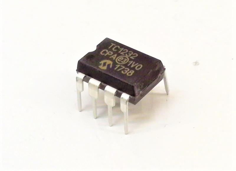 MICROCHIP TECHNOLOGY INC TC1232CPA