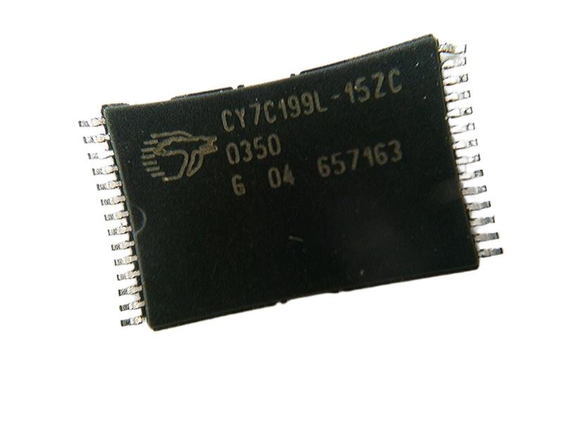 CY7C199L-15ZC by INFINEON