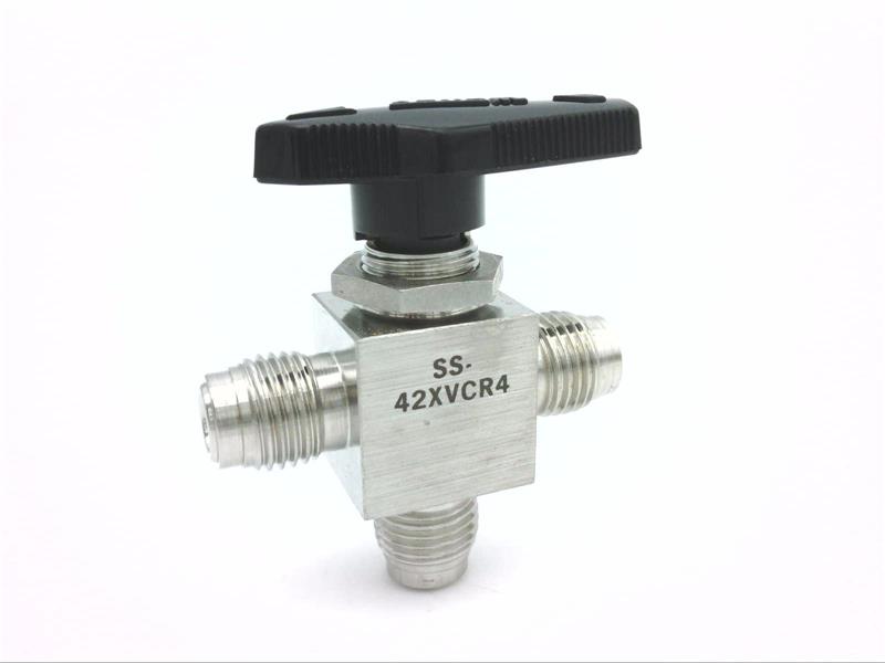 SS-42XVCR4 by SWAGELOK