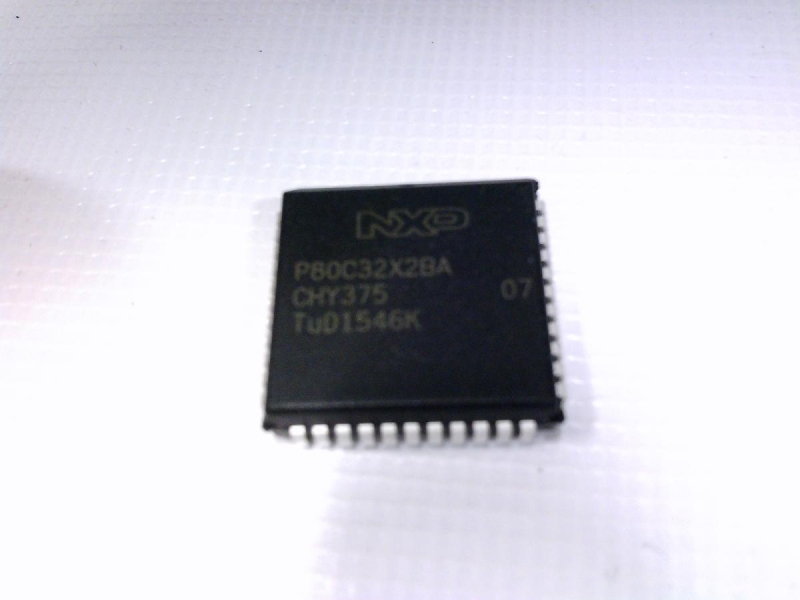 NXP SEMICONDUCTOR P80C32X2BA512
