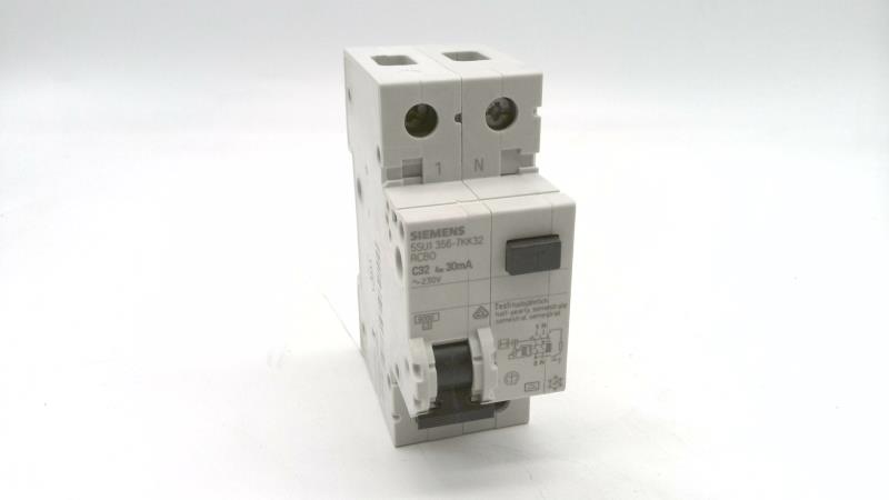 SIEMENS 5SU1356-7KK32