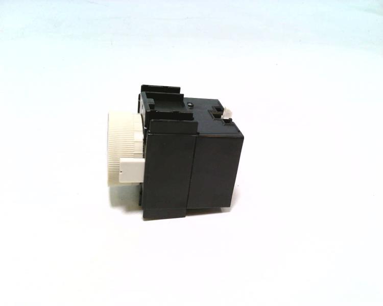 SCHNEIDER ELECTRIC LA2-D20