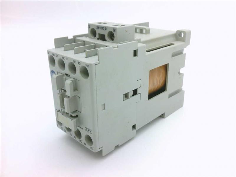 ALLEN BRADLEY 700-CF220DJ