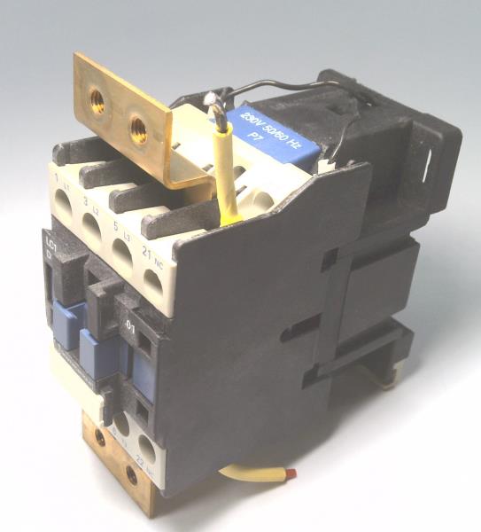 LC1D1801P7 by SCHNEIDER ELECTRIC