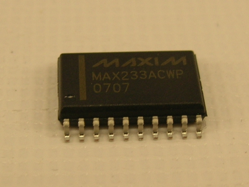 MAXIM INTEGRATED PRODUCTS IC233ACWPSM