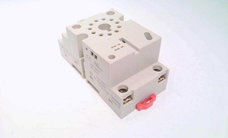 SCHNEIDER ELECTRIC 70-750D11-1