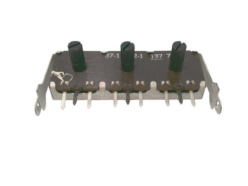 37-11632-1 by GTE