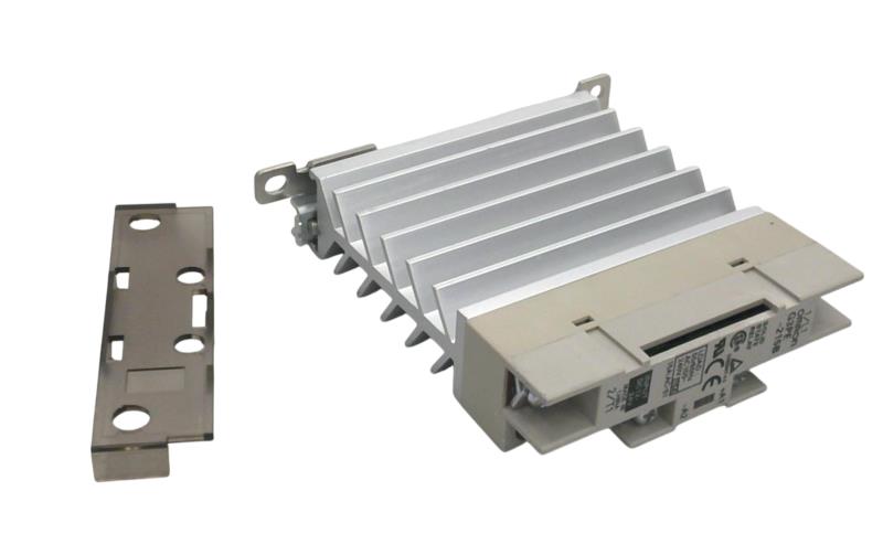 OMRON G3PE-215B DC12-24