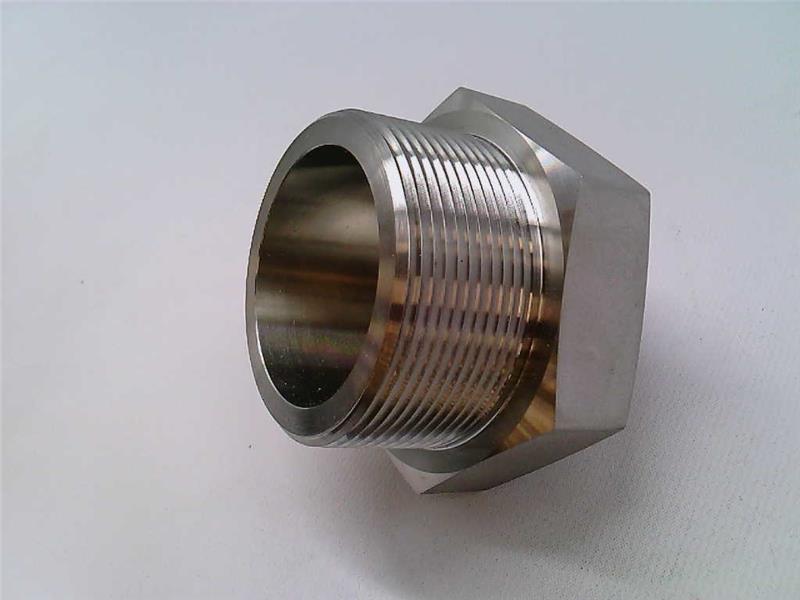 SWAGELOK SS-810-1-32