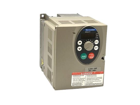 SCHNEIDER ELECTRIC ATV31HU22M3XA