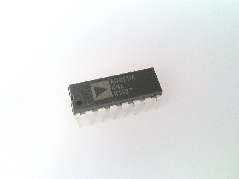ANALOG DEVICES ADG211AKN