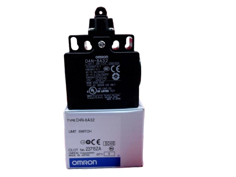 OMRON D4N-8A32