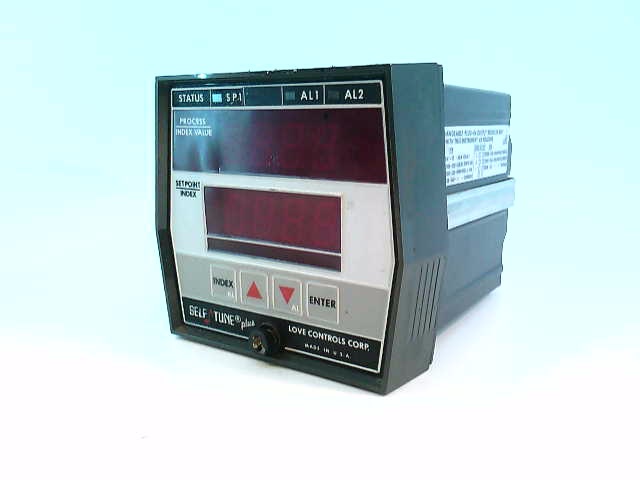 1008-032140000 by DWYER