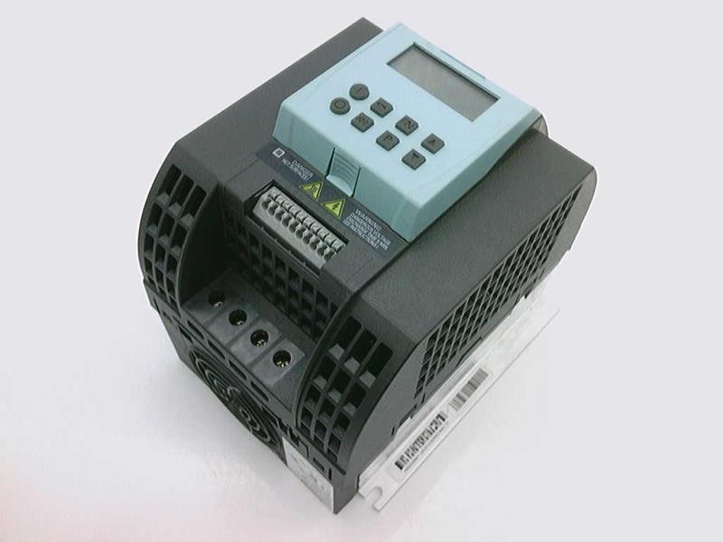 SIEMENS 6SL3211-0AB21-5UA1