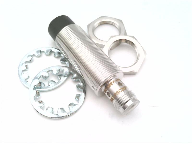 BALLUFF BES M18MG-PSC20F-S04G