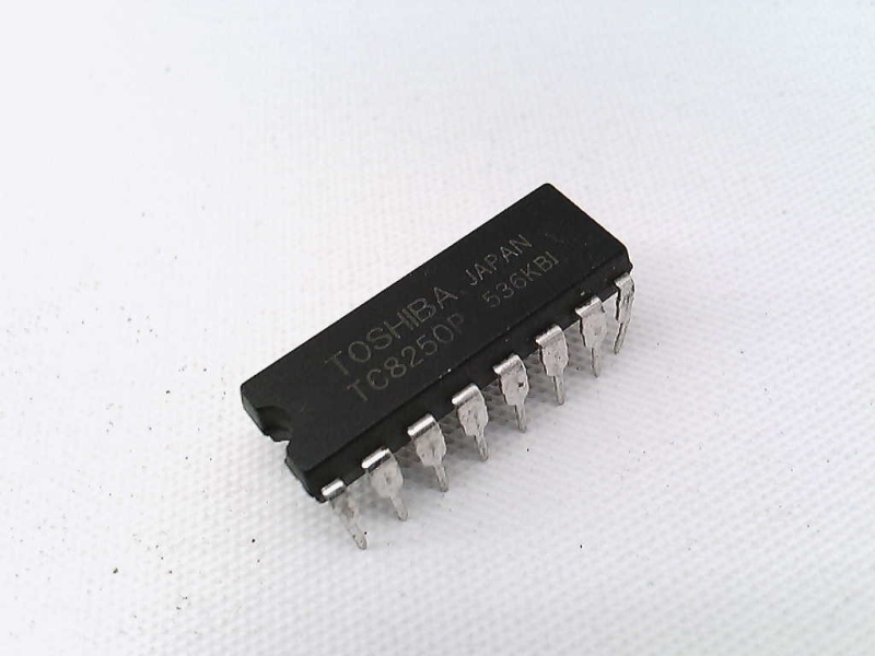 TOSHIBA TC8250P
