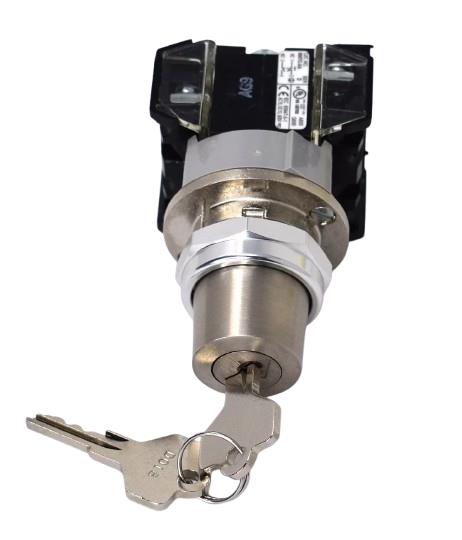 ALLEN BRADLEY 800TC-H31B