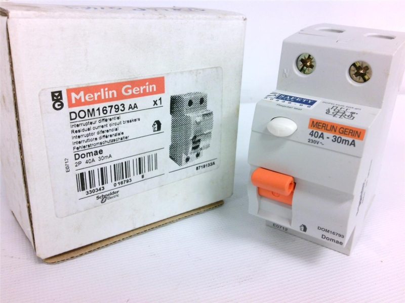 SCHNEIDER ELECTRIC DOM16793