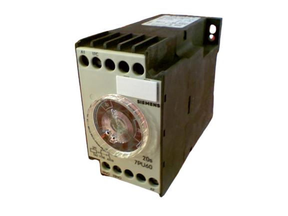 SIEMENS 7PU6040-7NN20
