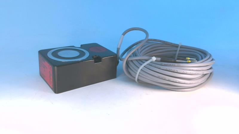 EUCHNER CEM-A-LH10K-S2-10V