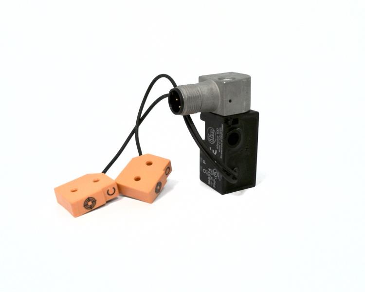 EFECTOR INS3002DBPKG/US-100-YPS/S6A/12-IN5374