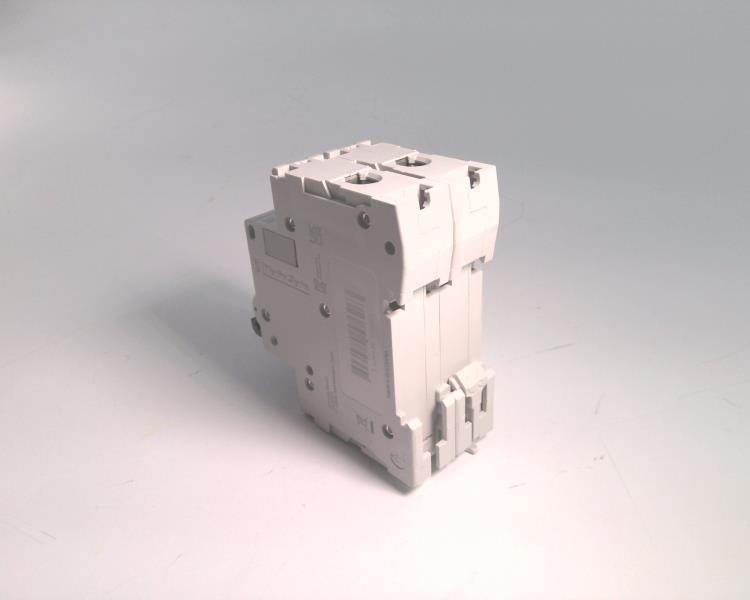 SCHNEIDER ELECTRIC M9F11220