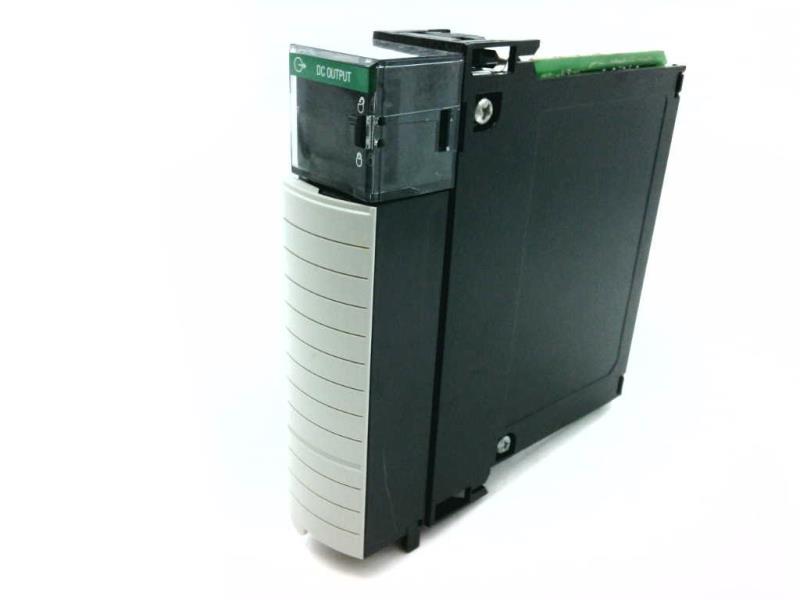 ALLEN BRADLEY 1756-IB8K