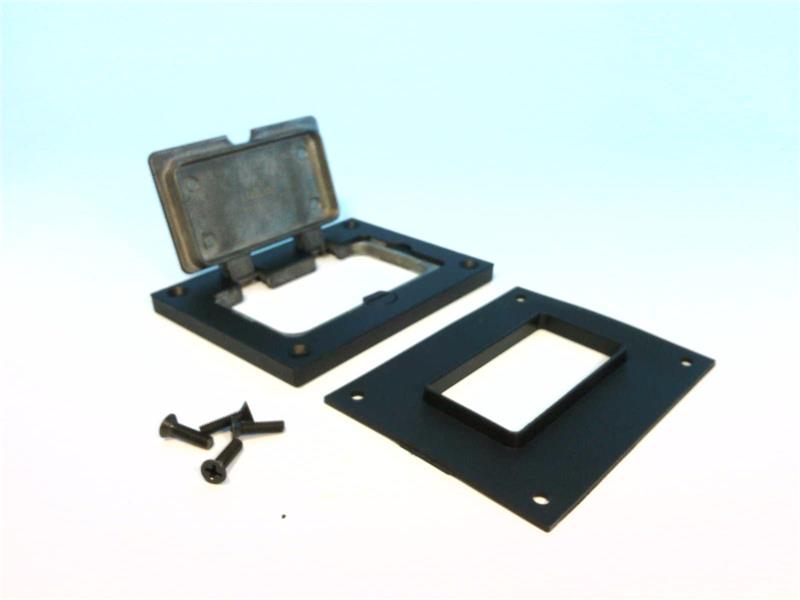 828GFITCAL-BK by LEGRAND