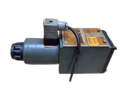 BOSCH 5-4WE10C32/CG24N9K4/A12V