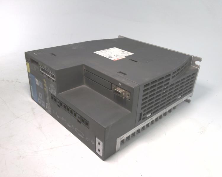SIEMENS 6SL3210-5DE13-5UA0