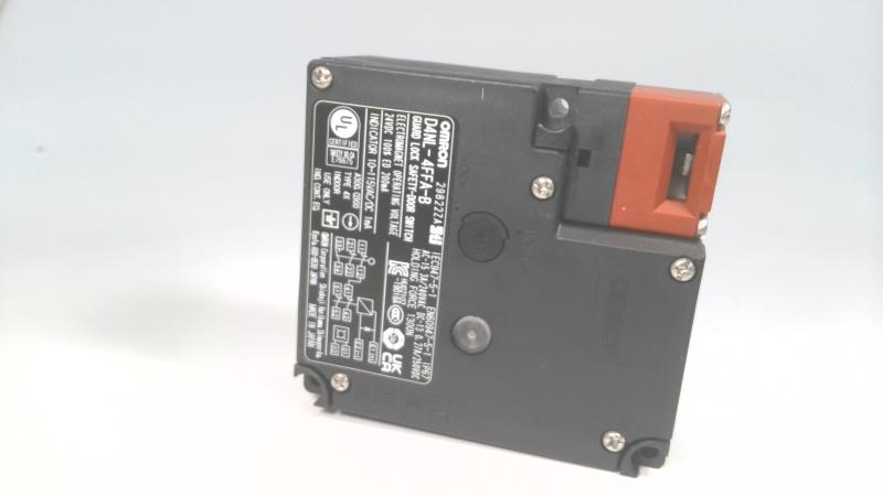 OMRON D4NL-4FFA-B
