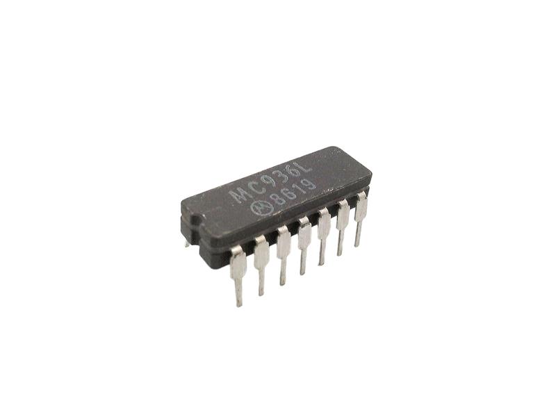 MC936L by NXP SEMICONDUCTOR