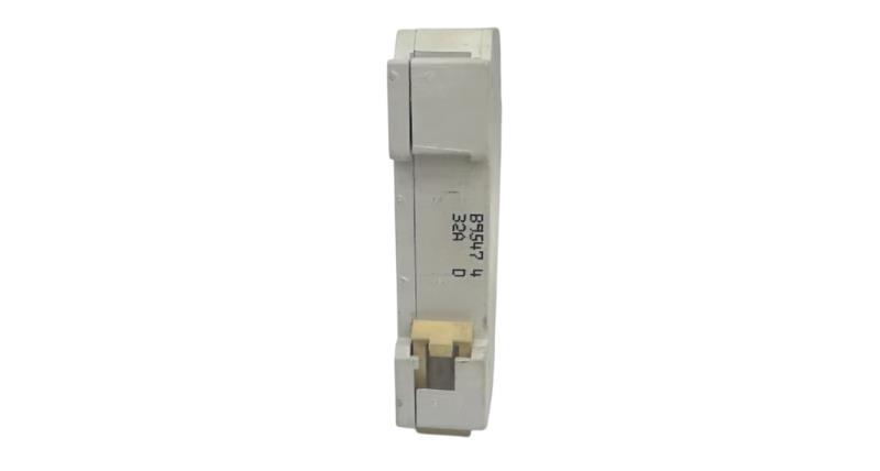 SCHNEIDER ELECTRIC 15646