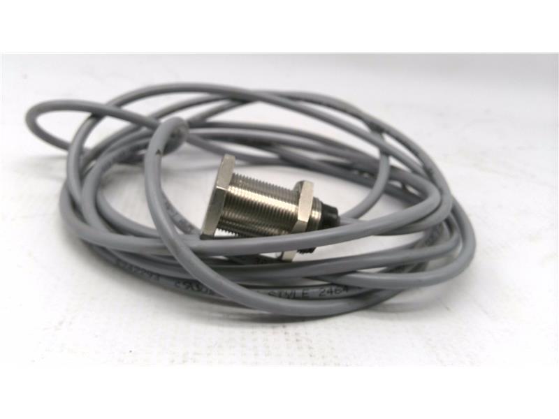 BALLUFF BES 516-326-E4-C-03