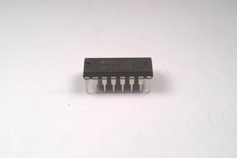 TEXAS INSTRUMENTS SEMI SN74HC157NE4