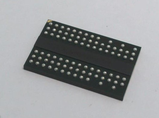 ISSI IS43DR16320D-25DBL