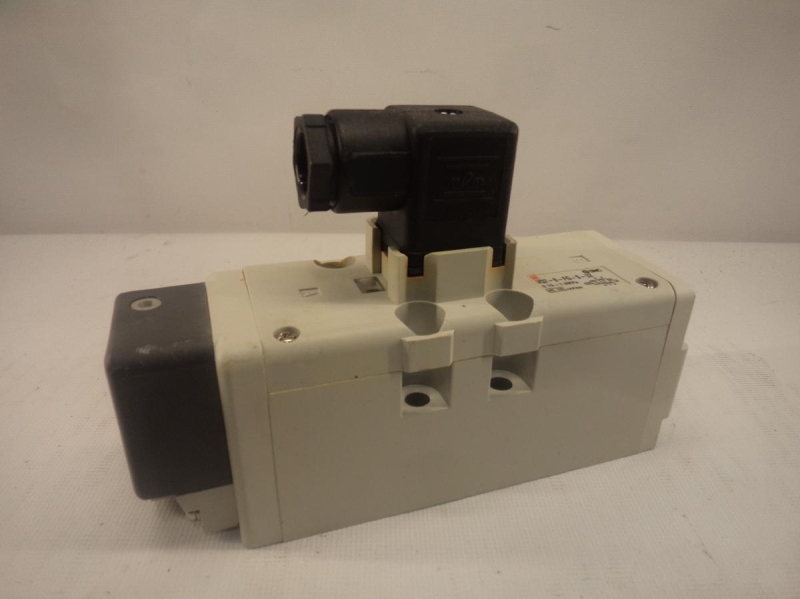 SMC VQ7-8-FG-S-3Z