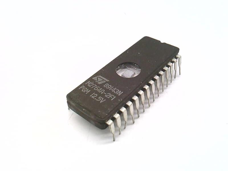 ST MICRO M2764A-2FI