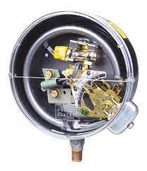 DR-31-152U-3A by DWYER