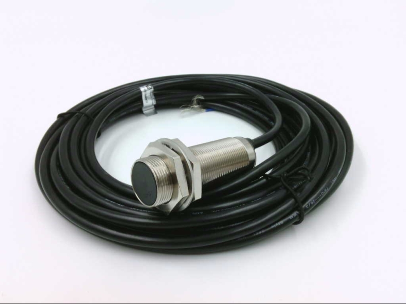 ALLEN BRADLEY 872C-D5NN18-E5