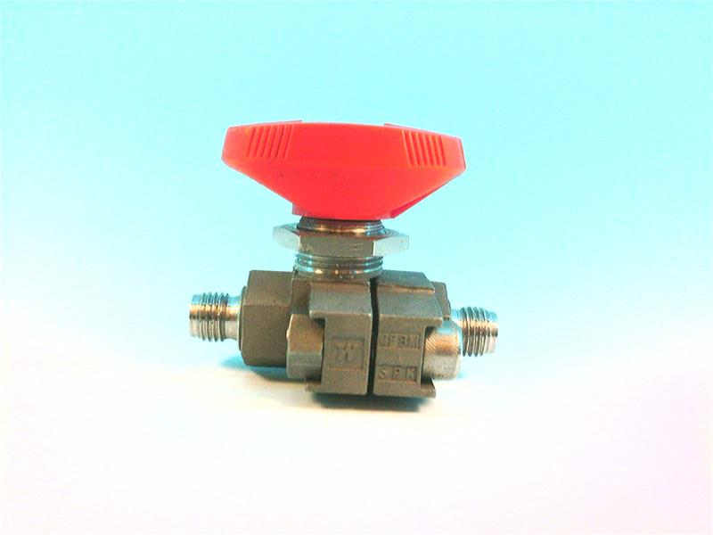 SWAGELOK SS-33VS4-OG