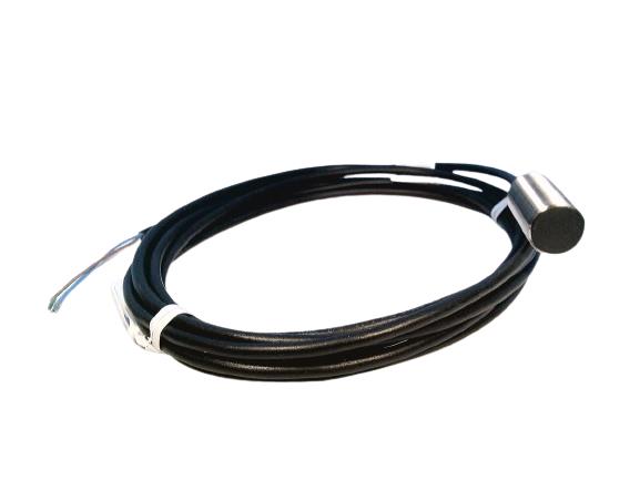 BALLUFF BES M18MG-USC70B-BP03