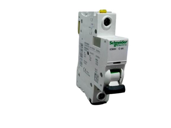 A9F07104 by SCHNEIDER ELECTRIC