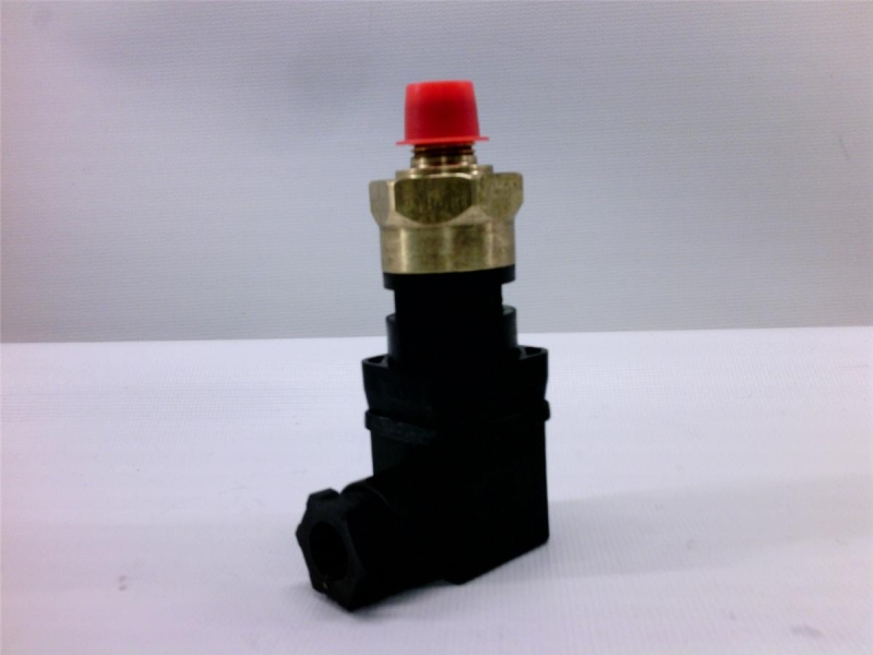 GEMS SENSORS PS41104MNBCHCFS3