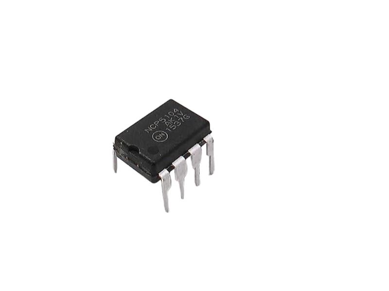 NCP5104PG by GENERIC